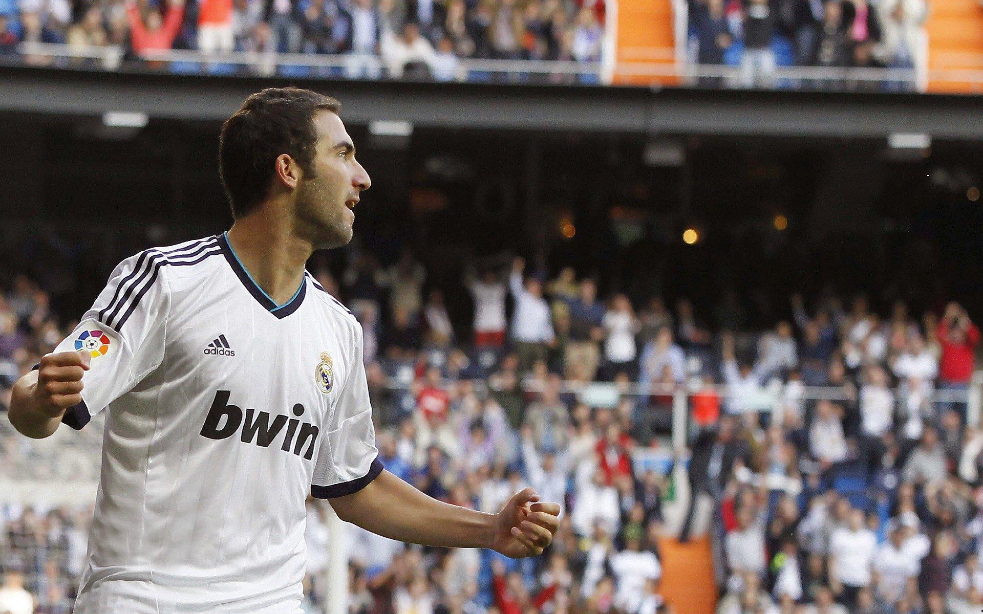 斯洛特点出红军软肋，阿森纳定位球战术已成标杆，利物浦需迎头赶上